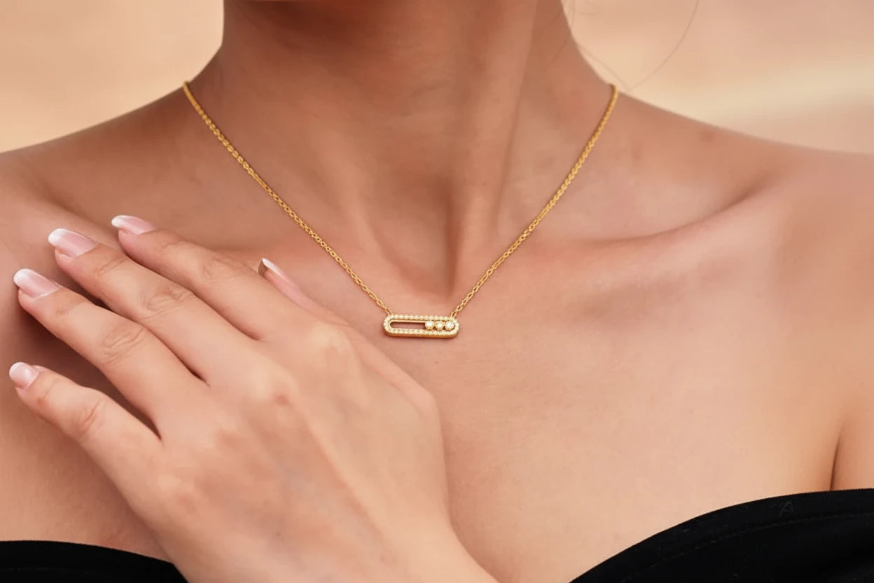 Collier Zircon